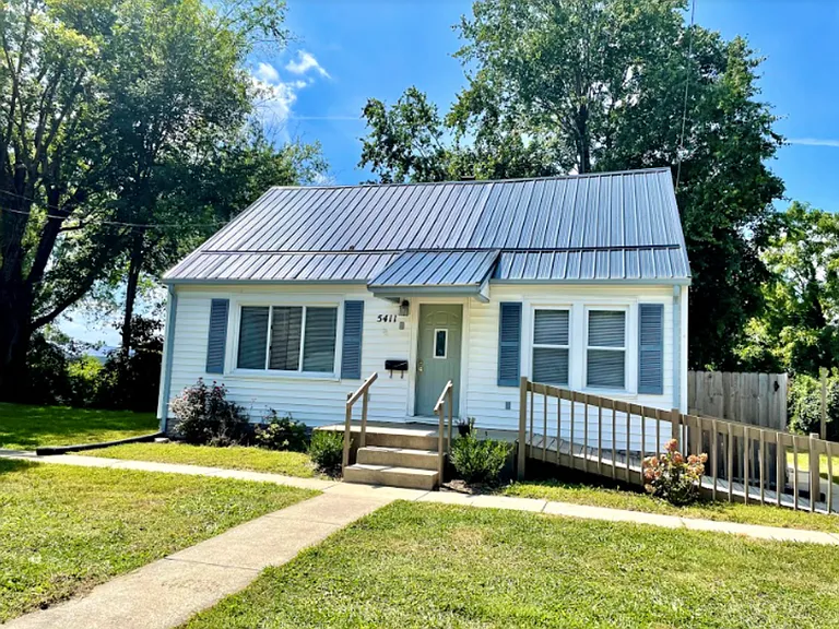 5411 E State Road 45 — Photo 11