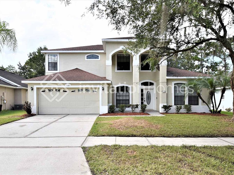 1st image of 900 Oak Chase Dr
