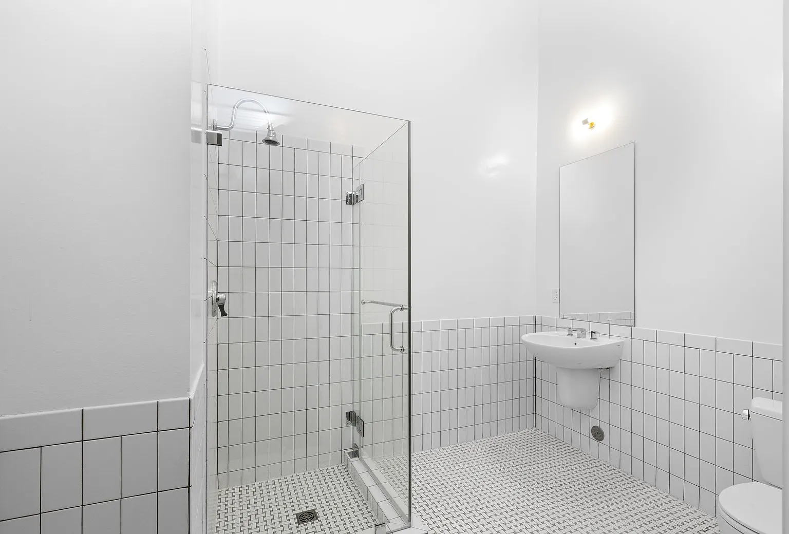 Studio, 334 sqft, $1,000 — Photo 2