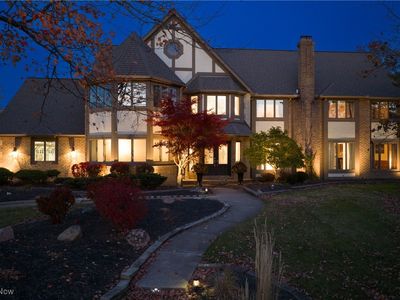 6560 Queens Way, North Royalton, OH, 44133