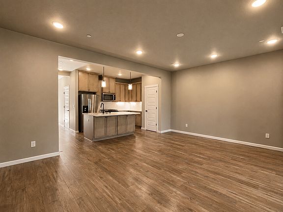 5th image of 13203 NE 71st Pl