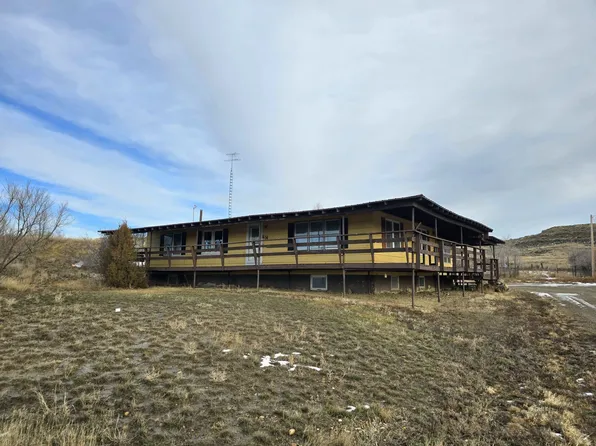 64 Road 303, Glendive, MT 59330
