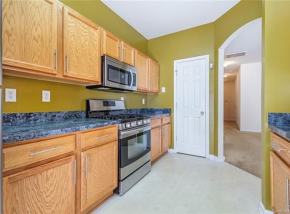 5th image of 7441 Abigail Glen Dr