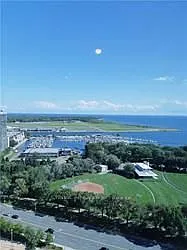 219 Fort York Blvd #2607