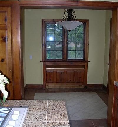 Breakfast nook
