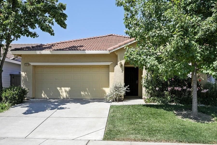 1st image of 2333 Ryedale Ln