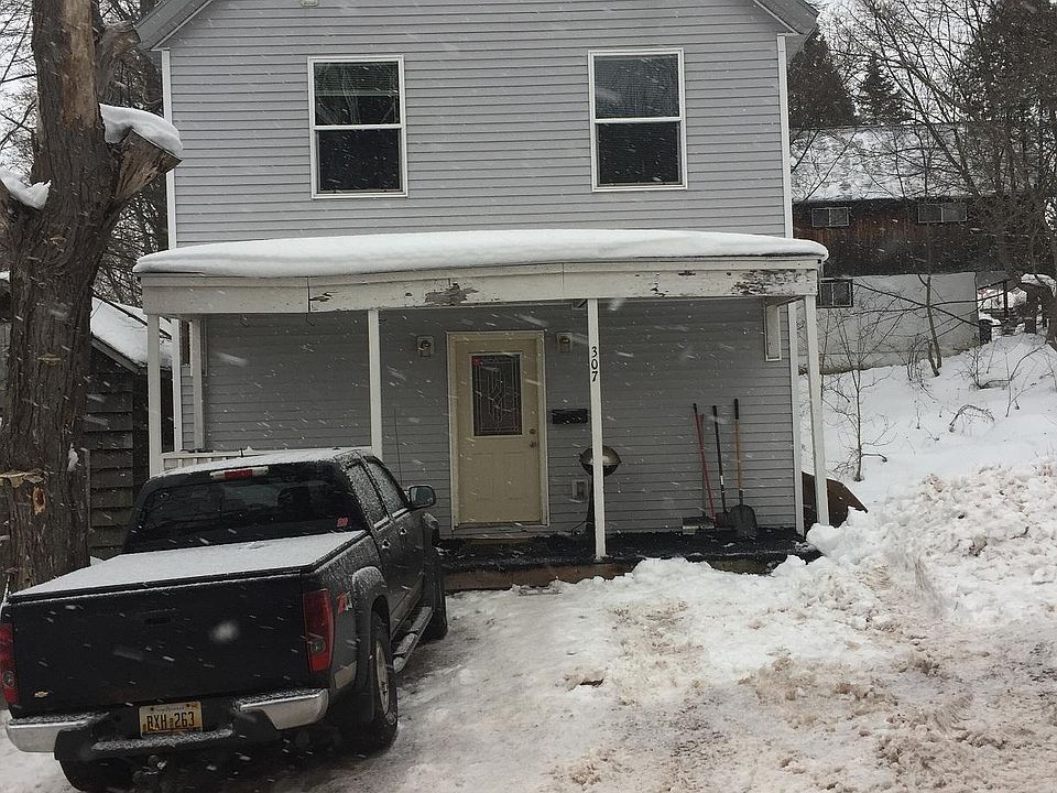 1st image of 307 Isle Royale St