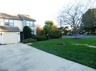 2 Foxhill Ln, Hillsborough, NJ 08844