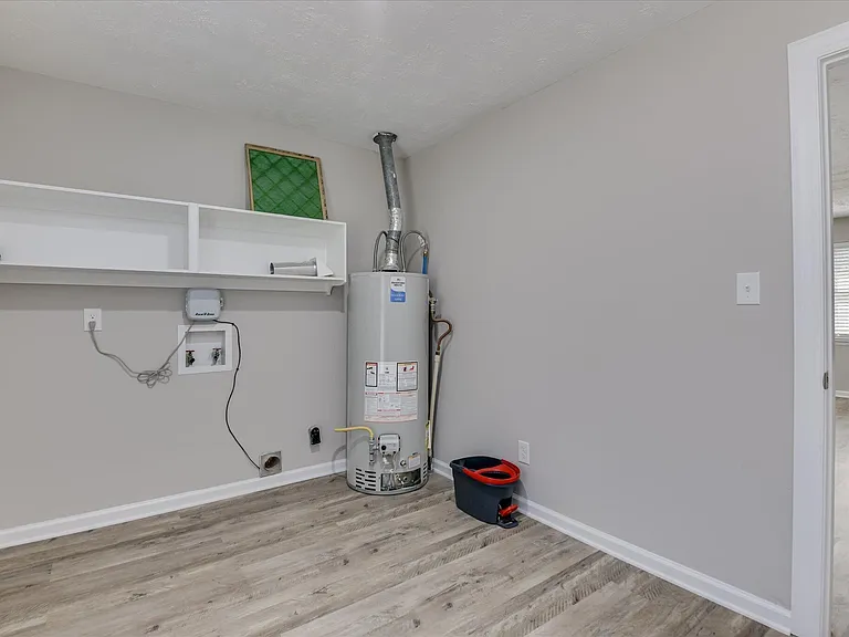 3339 Sugar Mill Rd — Photo 28