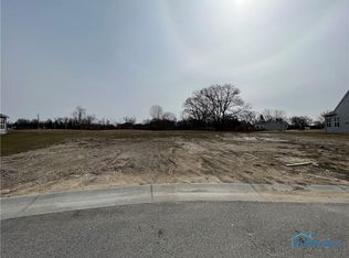 3513 Winding Oak Rd, Monclova, OH 43542