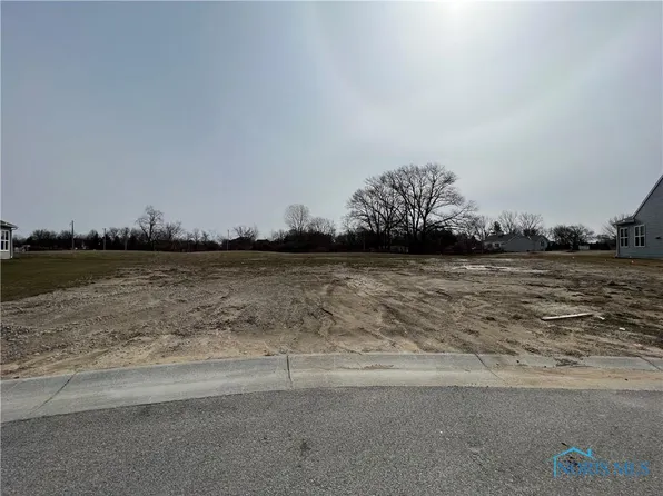 3513 Winding Oak Rd, Monclova, OH 43542