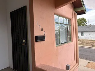 Fully Furnished 2 Bedroom Just 2 Blocks to Presbyterian Hospital — Photo 13