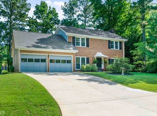 1720 Pierce Arrow Pkwy, Tucker, GA 30084