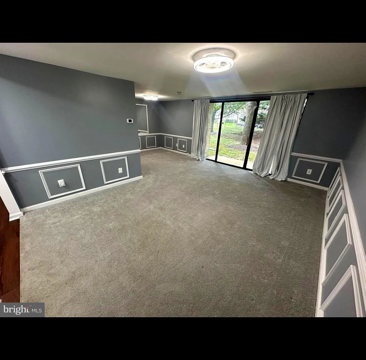2 bed, 1056 sqft, $2,850 — Photo 2