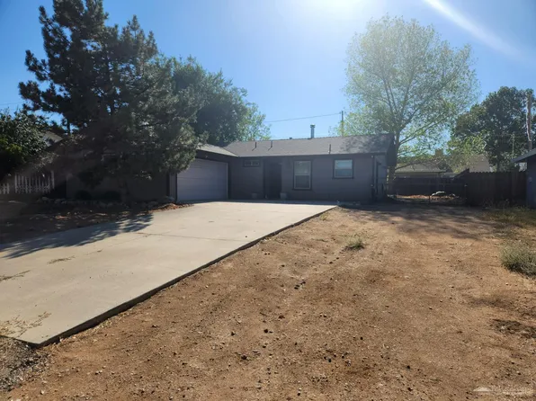 21521 Circle Dr, Tehachapi, CA 93561