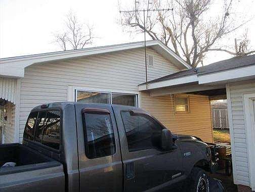 3rd image of 1736 S Seneca Ct