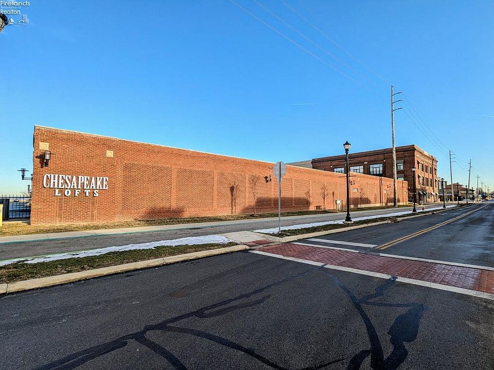 1st image of 401 W Shoreline Dr Unit 312