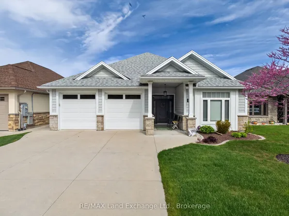 221 Carloway Trl #15, Huron Kinloss, ON N2Z 0A4