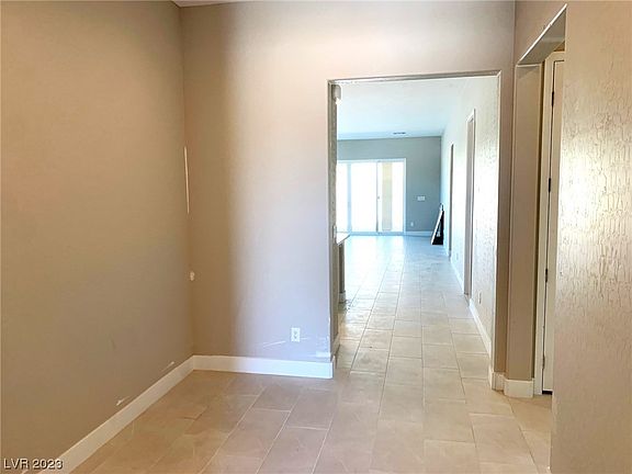 4th image of 108 Barton Bay Ave