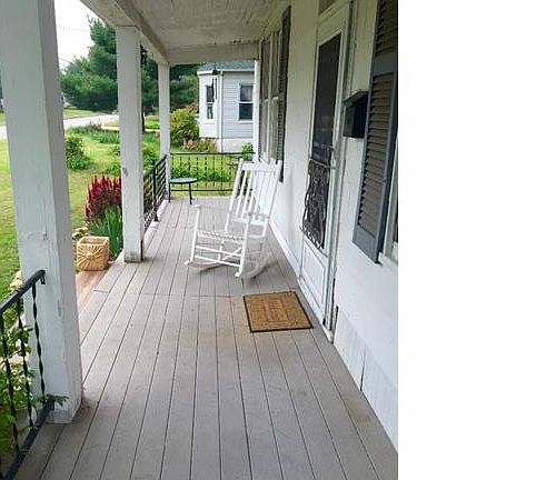 3rd image of 9515 W Milton Ave