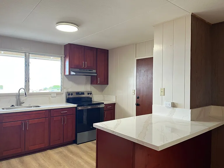 98-1429 Akaaka St — Photo 6