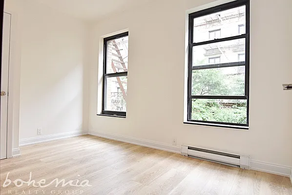 Rented by Bohemia Realty Group | media 20