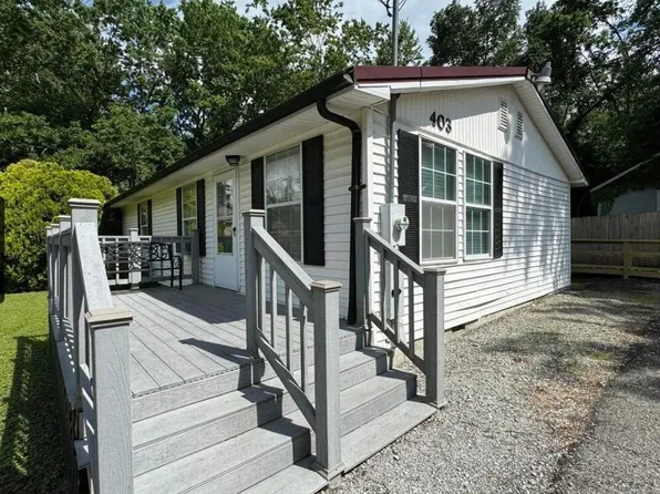 403 S Center St, Grove, OK 74344