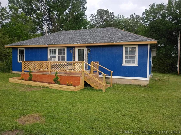 220 S 74 W, Muskogee, OK 74401