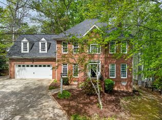 1047 W Sterlington Pl, Apex, NC 27502