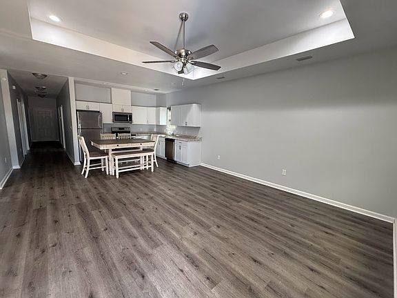 5th image of 1725 Holton St
