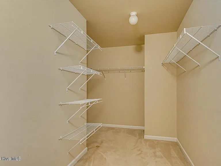 2609 Leland Dr — Photo 27