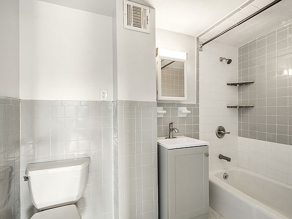 5th image of 357 W 120th St APT 3F