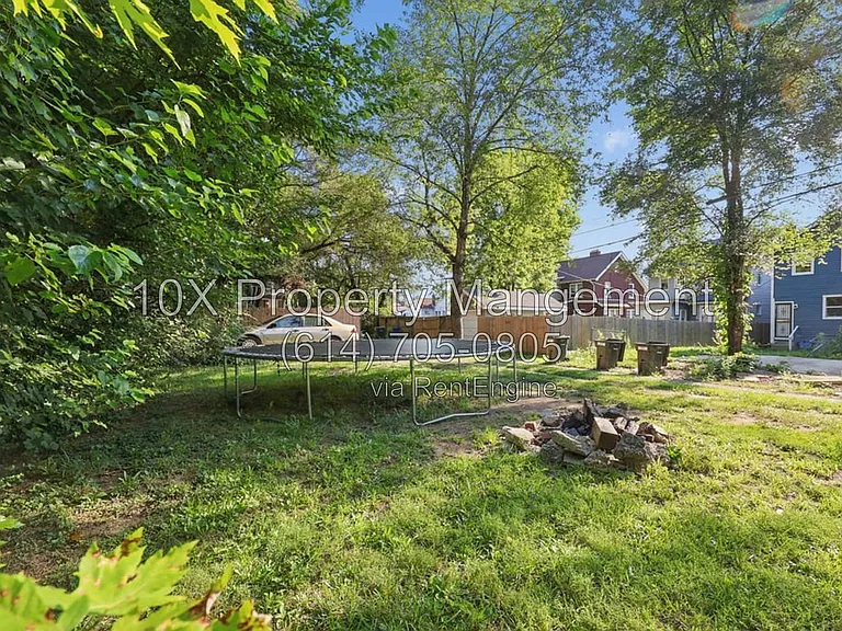 1088 Siebert St #1090 — Photo 33