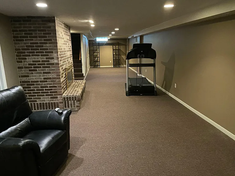 1725 Hiawatha Dr SE — Photo 17