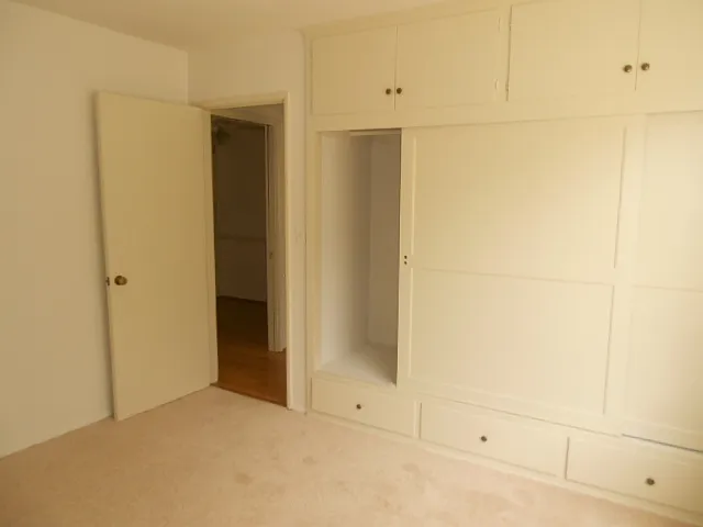 1457 S Westgate Ave #D — Photo 11