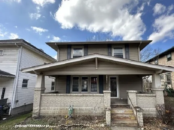 418 S 11th St, Cambridge, OH 43725