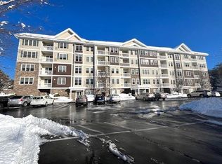 10 Braemoor Woods Rd APT 306, Salem, NH 03079