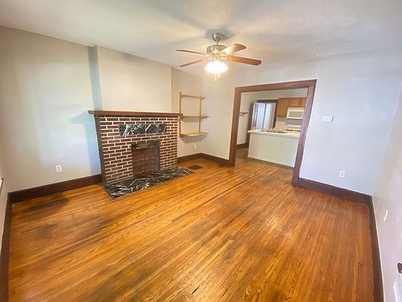 2nd image of 93 E Duncan St #93