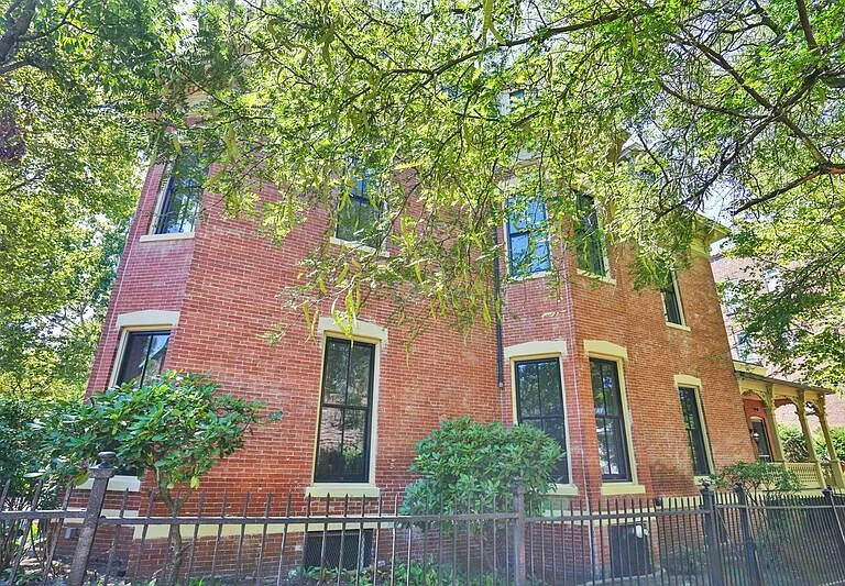 52 Mattoon St #1 — Photo 4