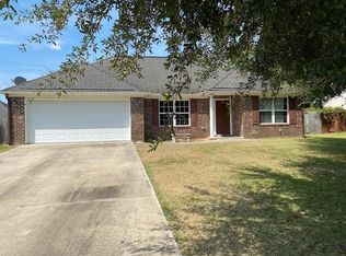 408 Auburn Rd, Glennville, GA 30427