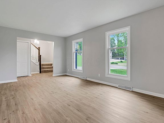 5th image of 1862 Cedar Cir