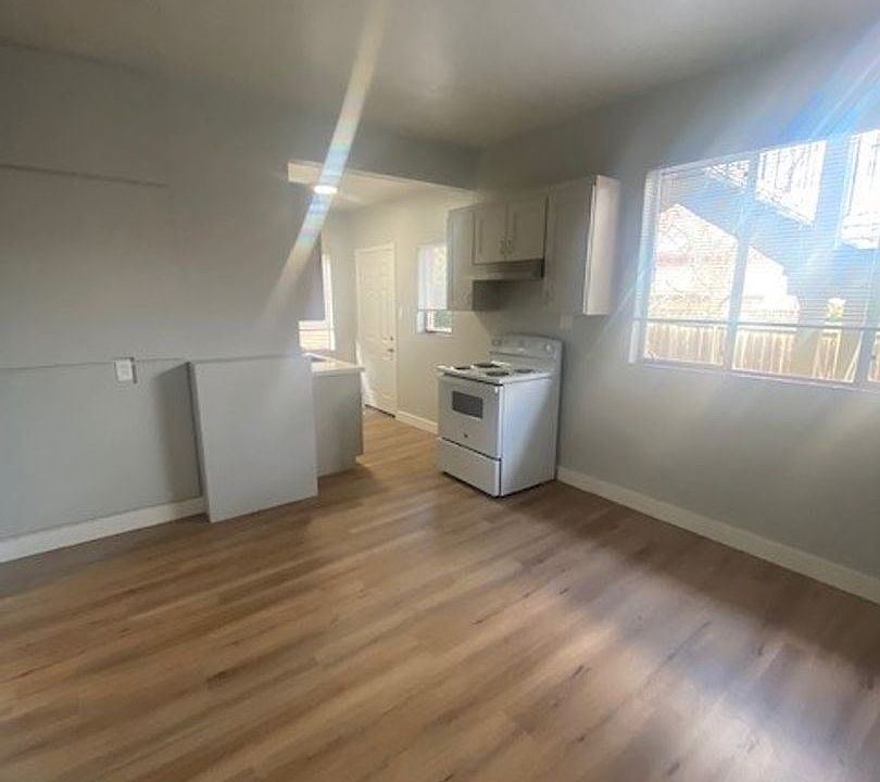 2nd image of 81 E William St APT 4