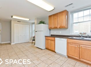 7534 N Claremont Ave #1, Chicago, IL 60645