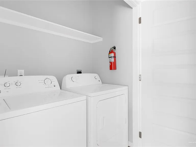 506 Carlisle Ave #2 — Photo 11