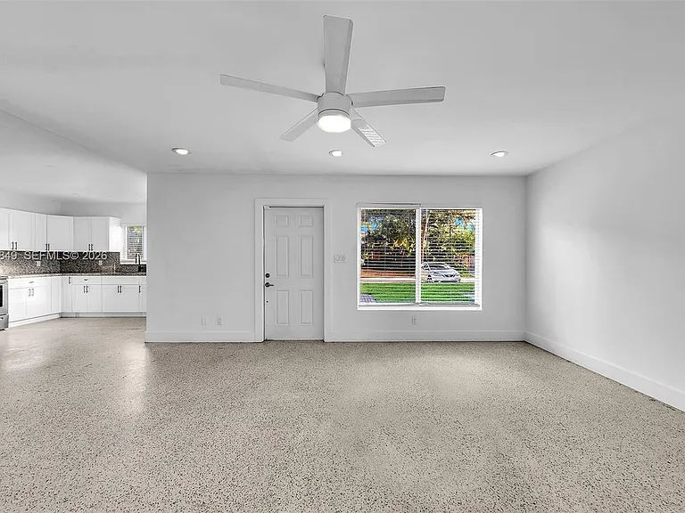 1550 SW 23rd Ct #A — Photo 7
