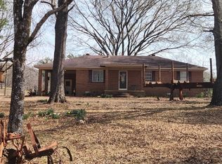 6729 Leapwood Enville Rd, Adamsville, TN 38310