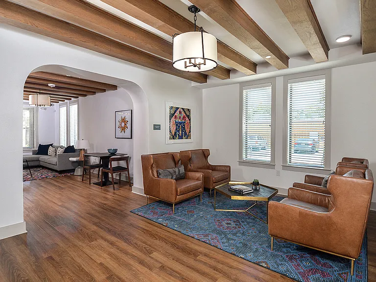 Rio Lofts — Photo 23
