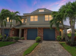 Carriage Homes At Bentley, Fort Lauderdale, FL 33311