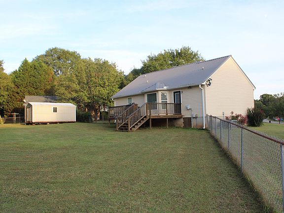 4th image of 110 Elrod Place Ct