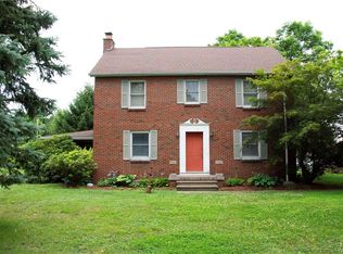 5493 Rogers Rd, Hamburg, NY 14075